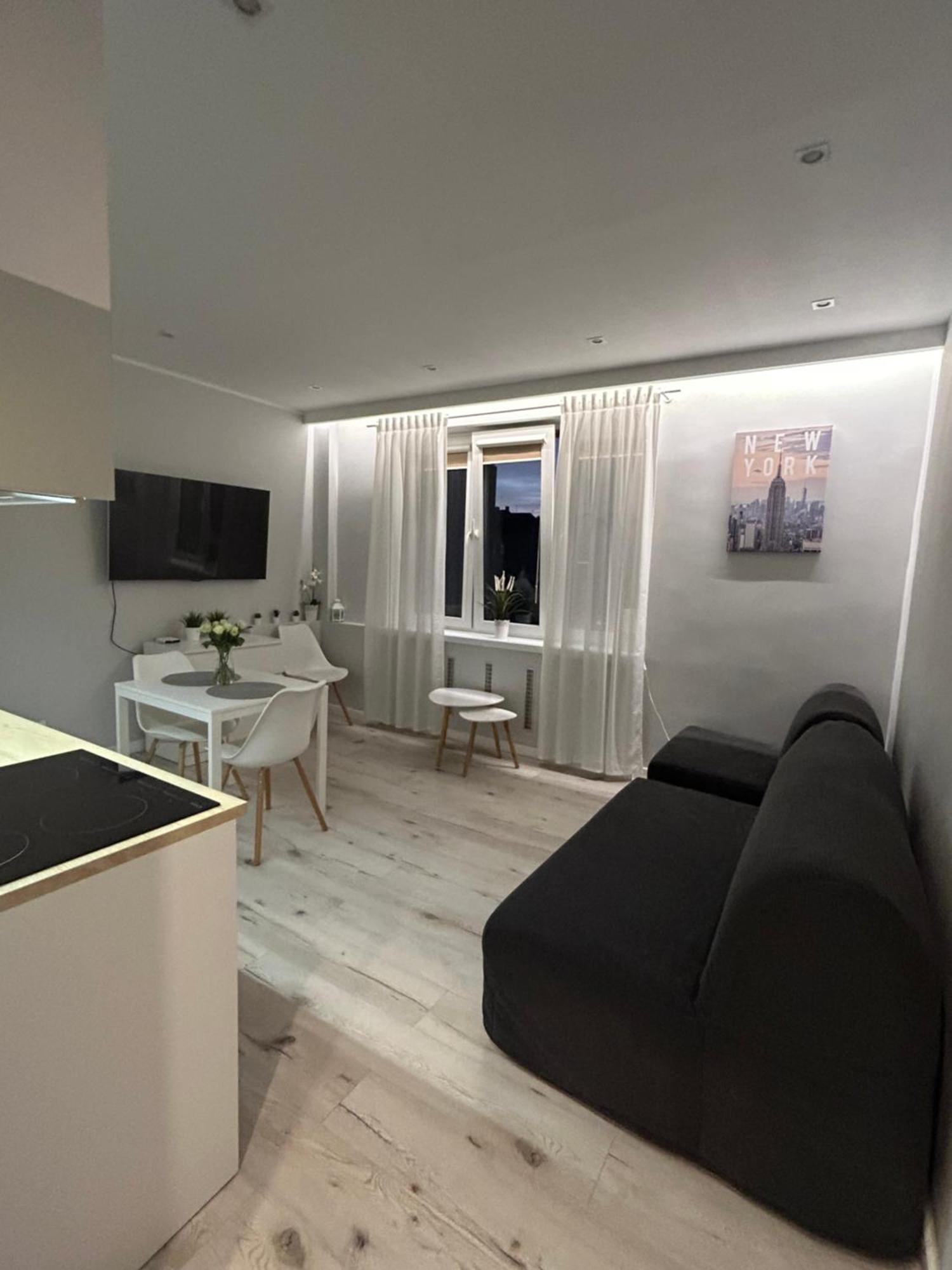 Apartament Na Dworcowej Centrum Parking Gratis Wrocław Exterior foto