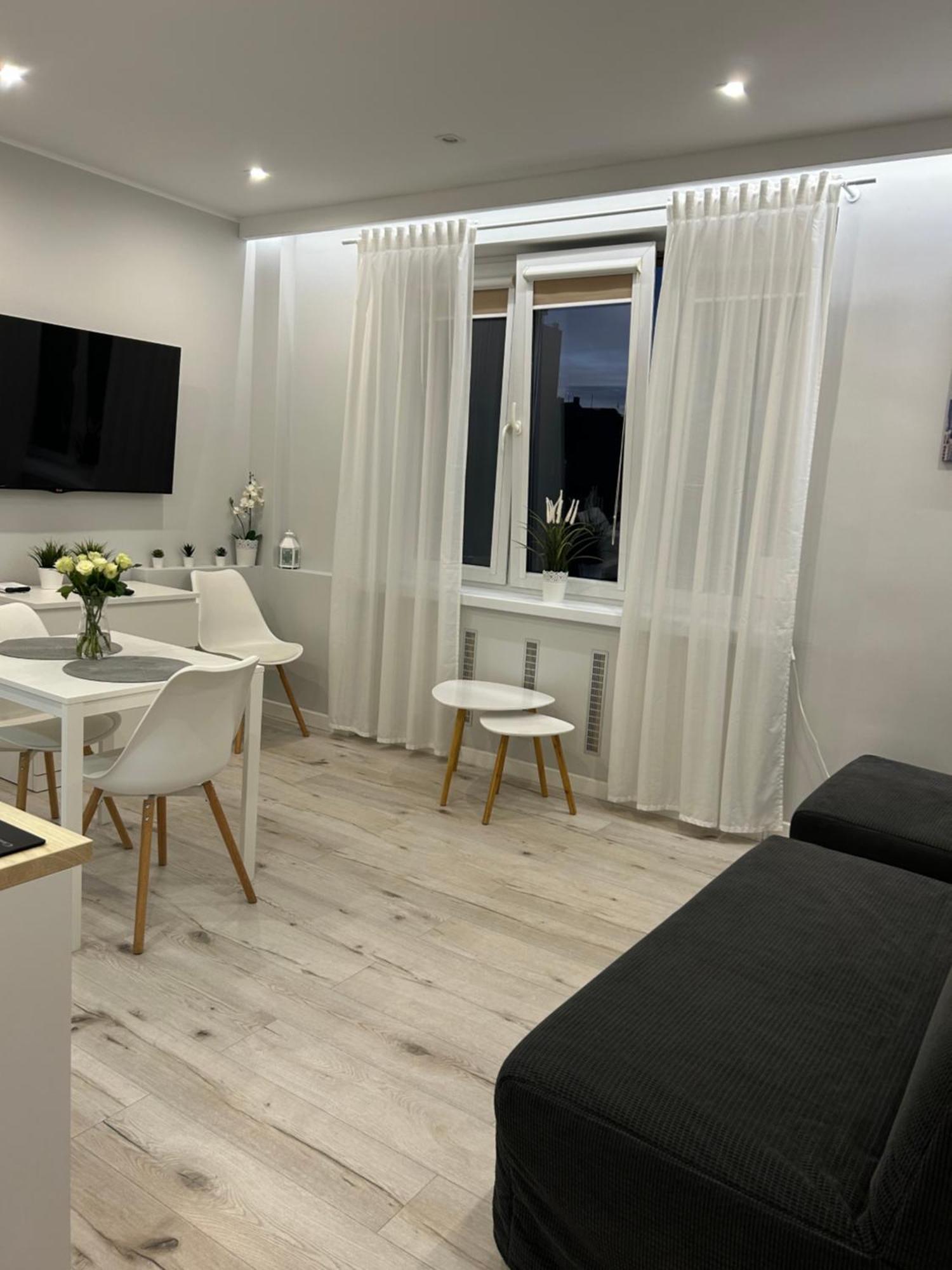 Apartament Na Dworcowej Centrum Parking Gratis Wrocław Exterior foto