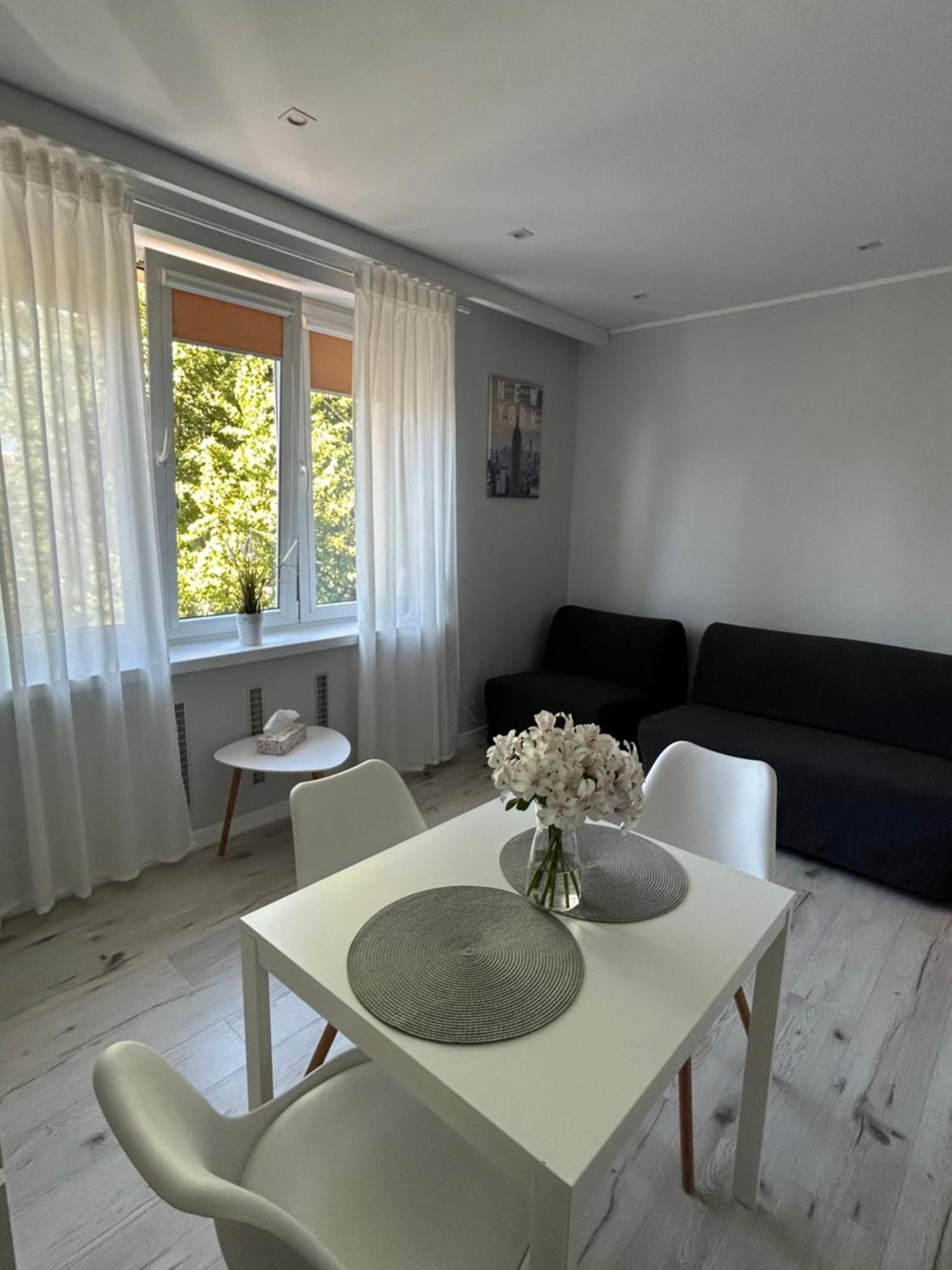 Apartament Na Dworcowej Centrum Parking Gratis Wrocław Exterior foto