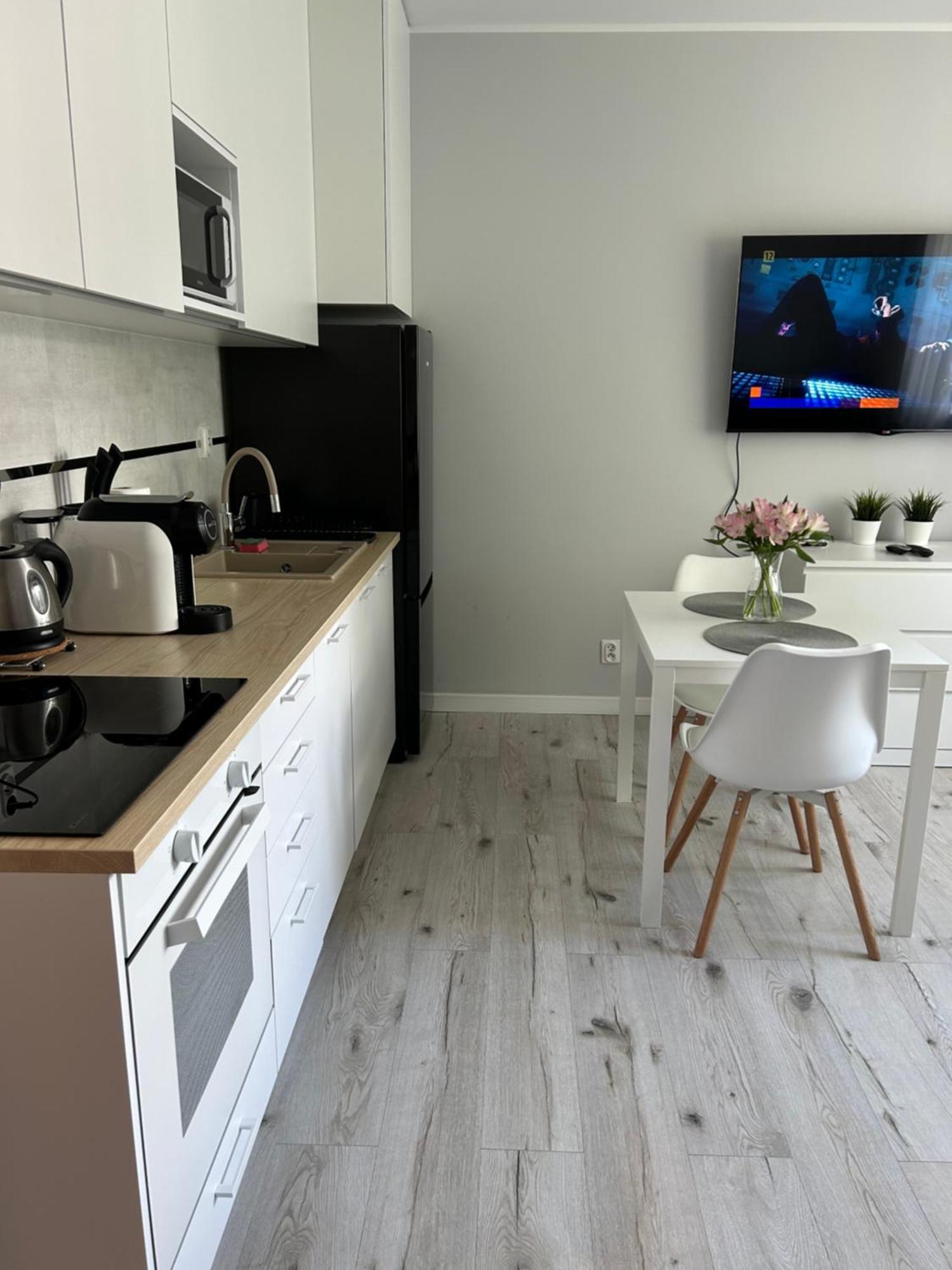 Apartament Na Dworcowej Centrum Parking Gratis Wrocław Exterior foto