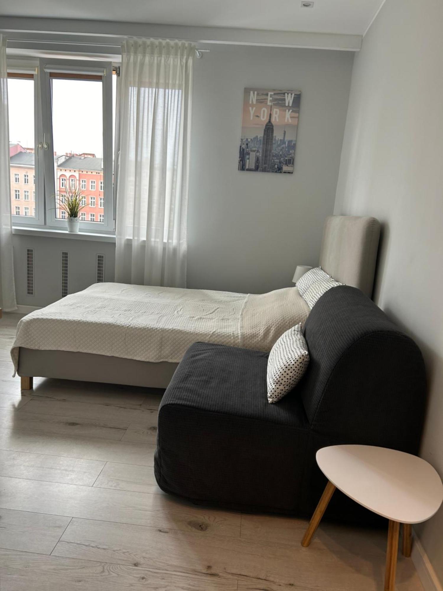 Apartament Na Dworcowej Centrum Parking Gratis Wrocław Exterior foto
